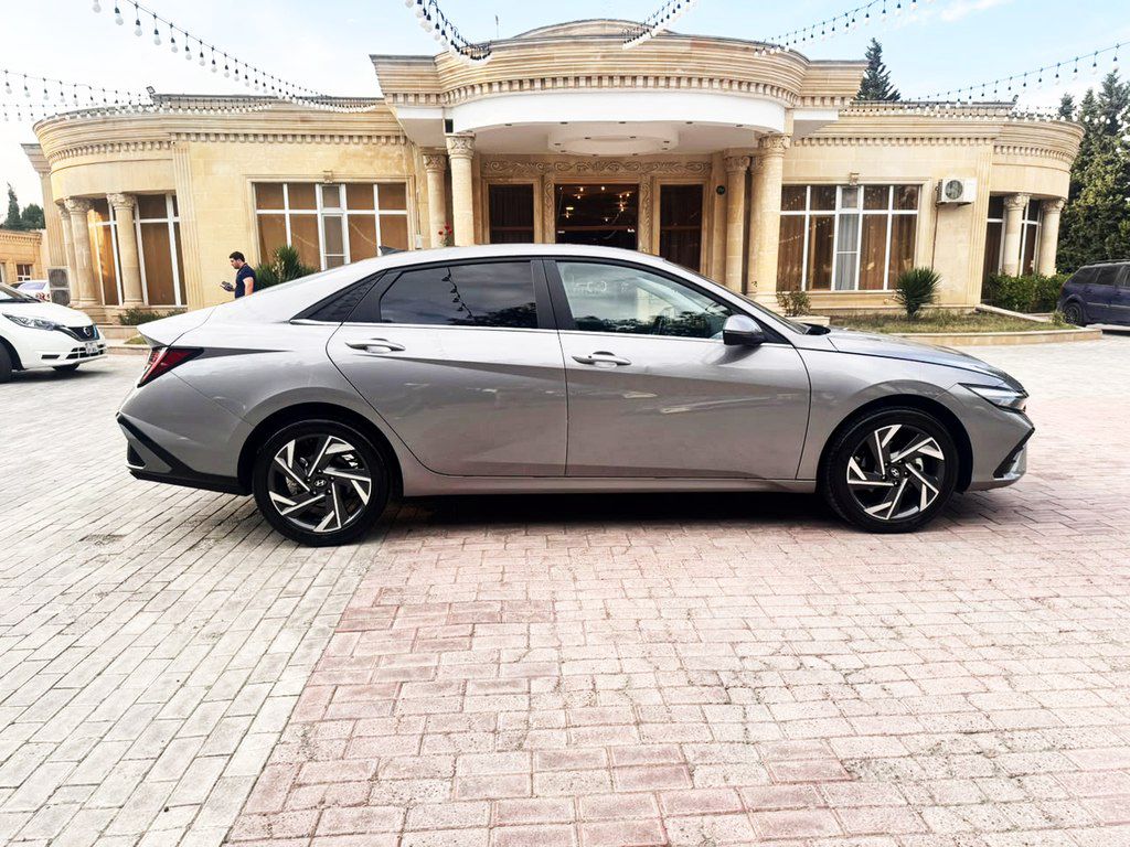 Hyundai Elantra, 1.6 L, 2024 il, 31 000 km — Avtomobillər, Bakı (4)