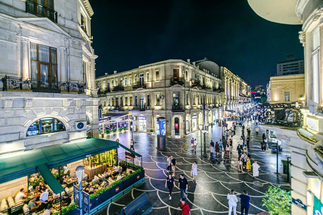 İcarəyə verilir 5 otaqlı köhnə tikili 160 m² — Mənzil, Bakı (3)
