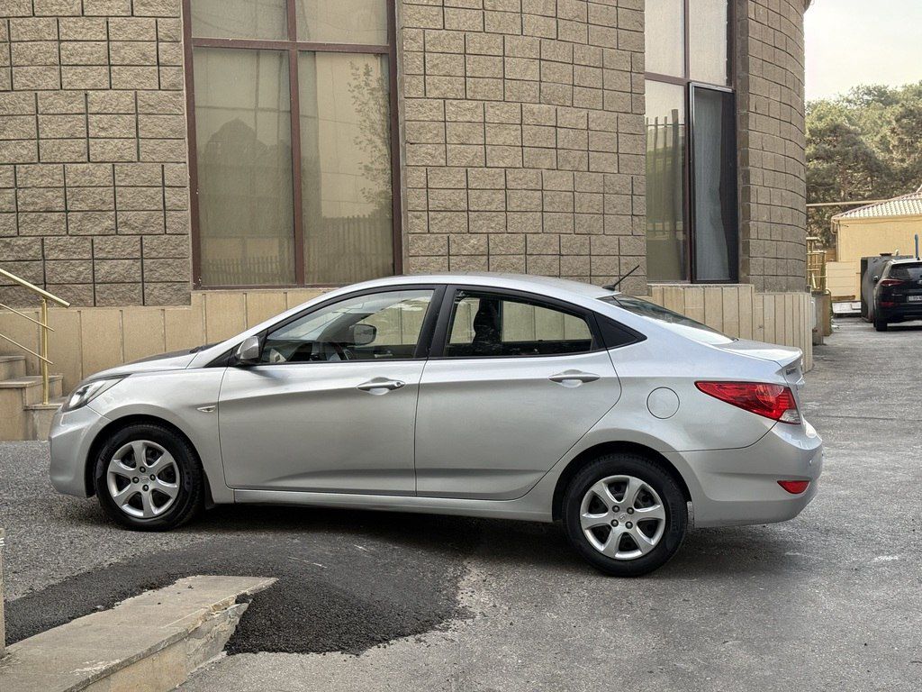 Hyundai Accent, 1.4 L, 2011 il, 167 000 km 90-MF-170 — Avtomobillər, Bakı (6)