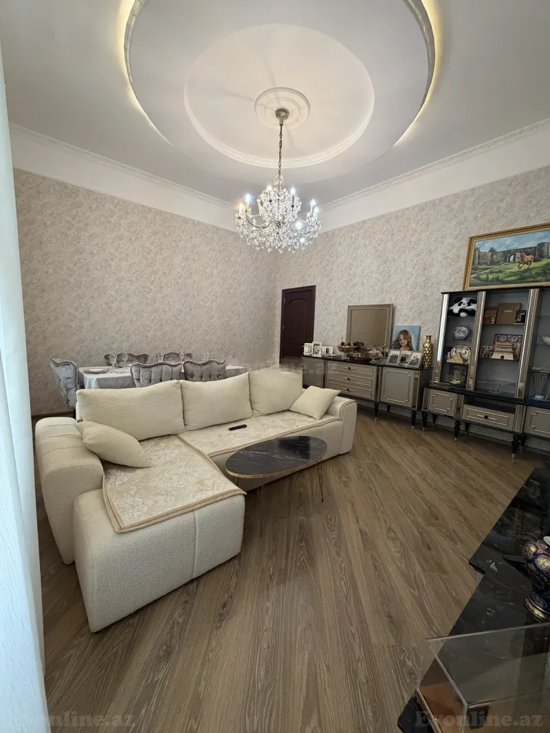 Satılır 4 otaqlı Mənzil Köhnə tikili 200 m² Bakı, Səbail r — Mənzil, Bakı (2)