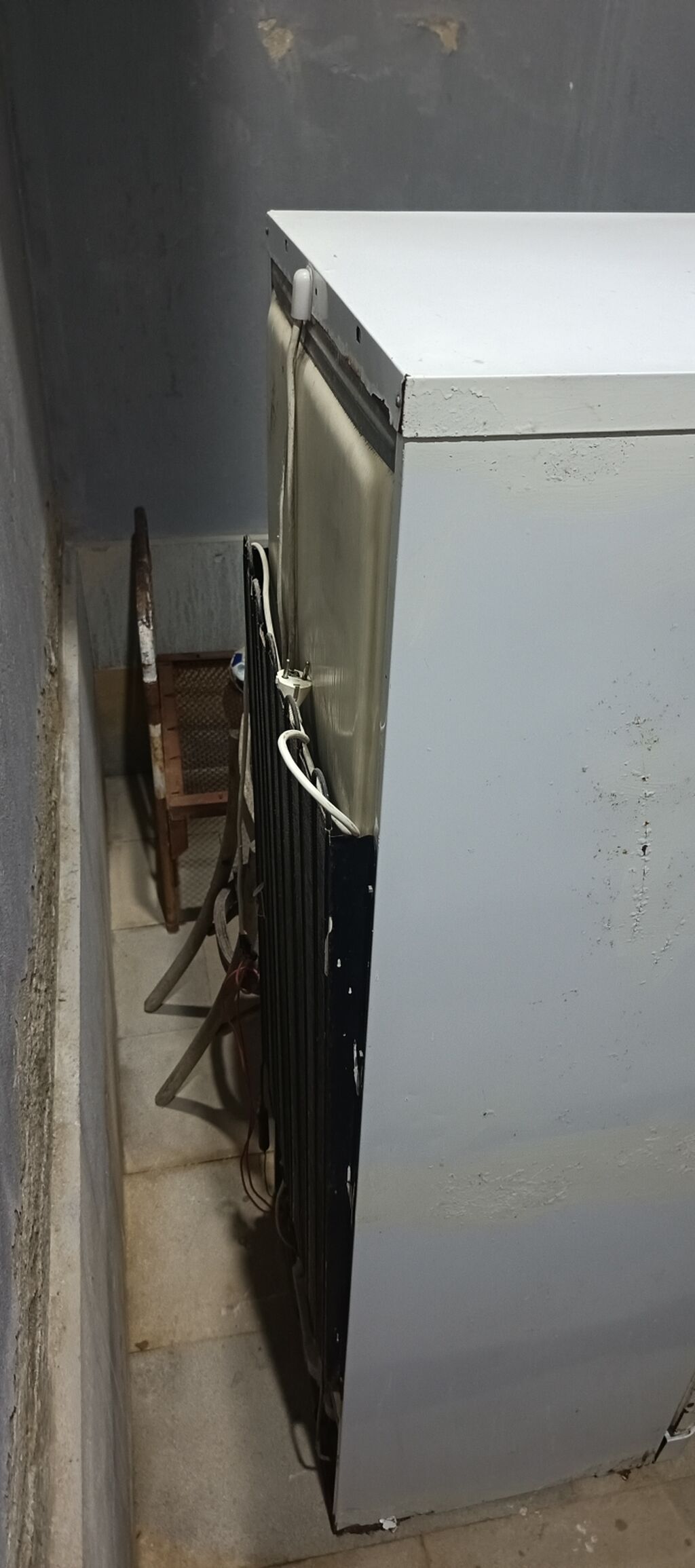 Indesit iki qapılı soyuducu - Brend/model: Indesit - Tip: Üstdə — Soyuducular, Saray (3)