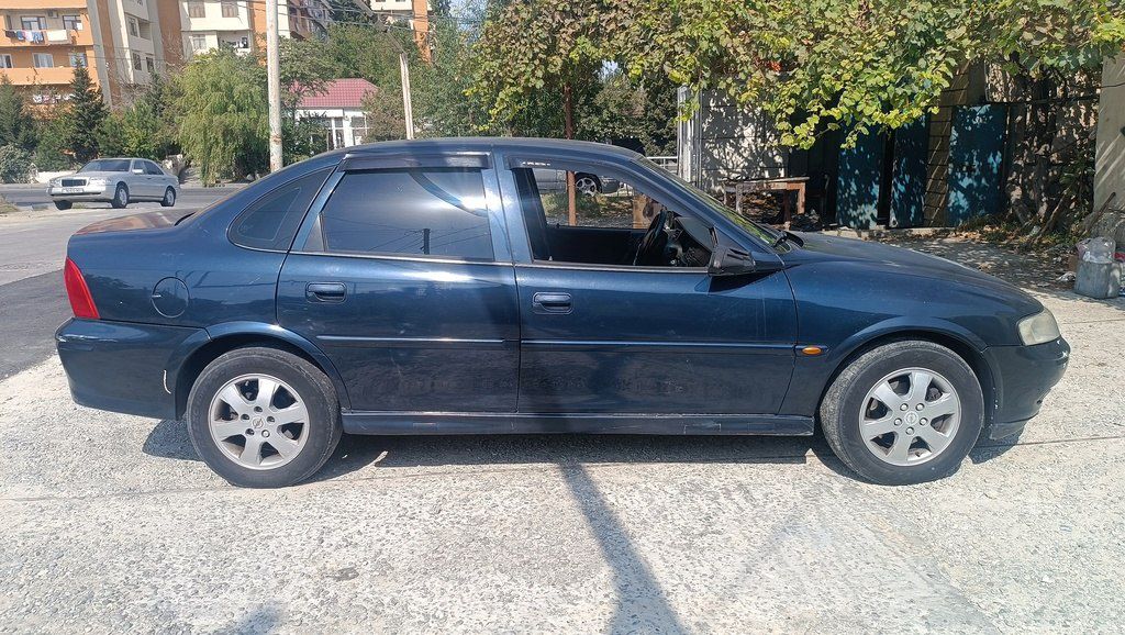 Opel Vectra, 1.8 L, 2001 il, 293 960 km 90-VZ-578 — Avtomobillər, Bakı (4)
