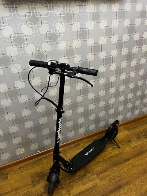 Elektrik skuter – Nanrobot (qara rəng) - Brend/model: Nanrobot — Qobu