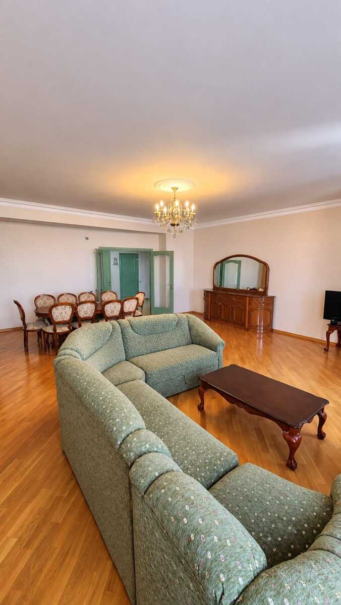 Satılır 4 otaqlı yeni tikili 190 m² — Mənzil, Bakı (2)