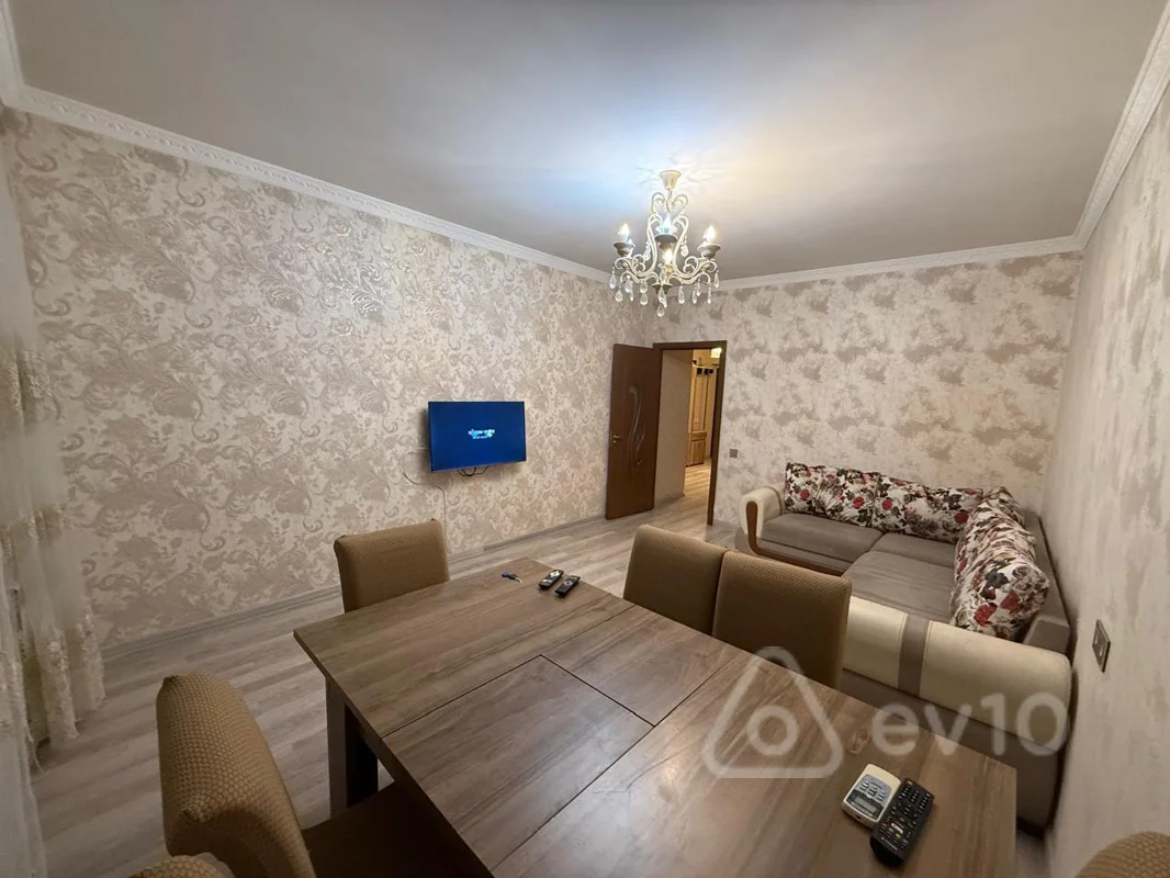 3 otaqlı mənzil, 80 m², Azerbaycan Razin — kirayə — Mənzil, Bakı (2)