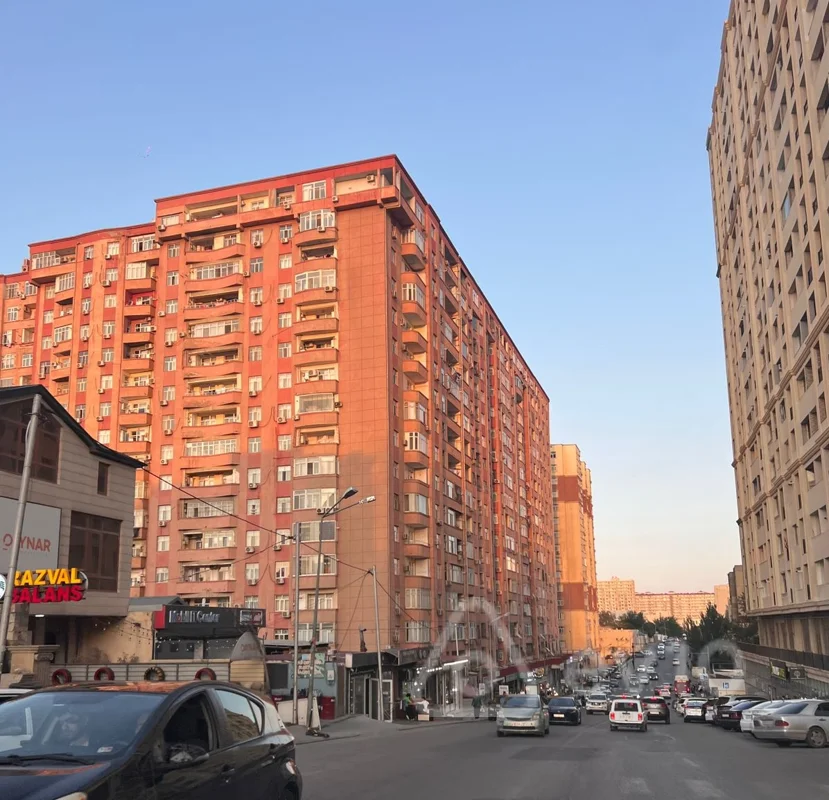 3 otaqlı mənzil, 104 m², Məhəmməd Xiyabani — Bakı
