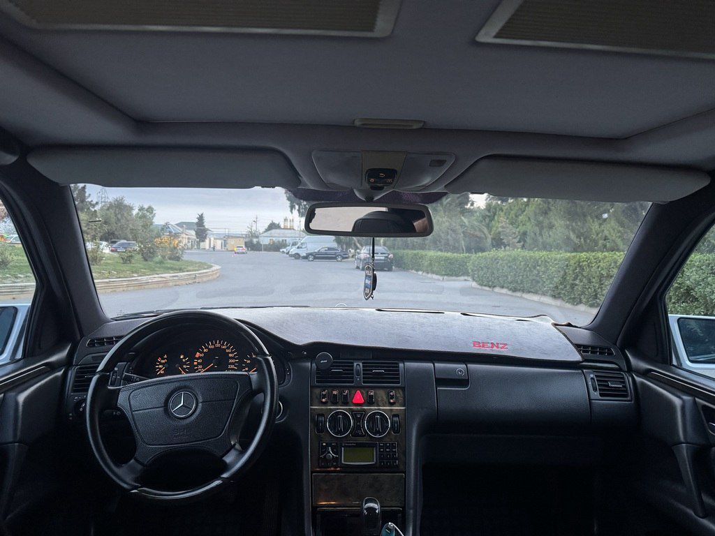 Mercedes C 230, 2.3 L, 1998 il, 143 925 km — Avtomobillər, Bakı (4)