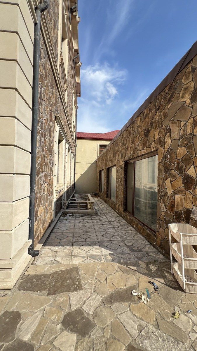 Satılır 6 otaqlı həyət evi/bağ evi 700 m² — Ev, villa, Bakı (5)