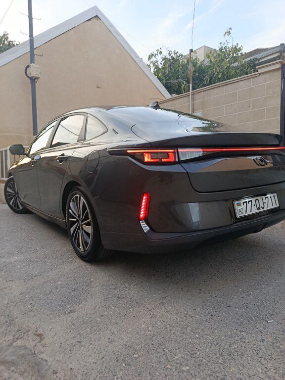 Changan Qiyuan A05, 1.5 L, 9.07 kWh, 2025 il, 15 500 km 77-QJ-711 — Avtomobillər, Bakı (6)