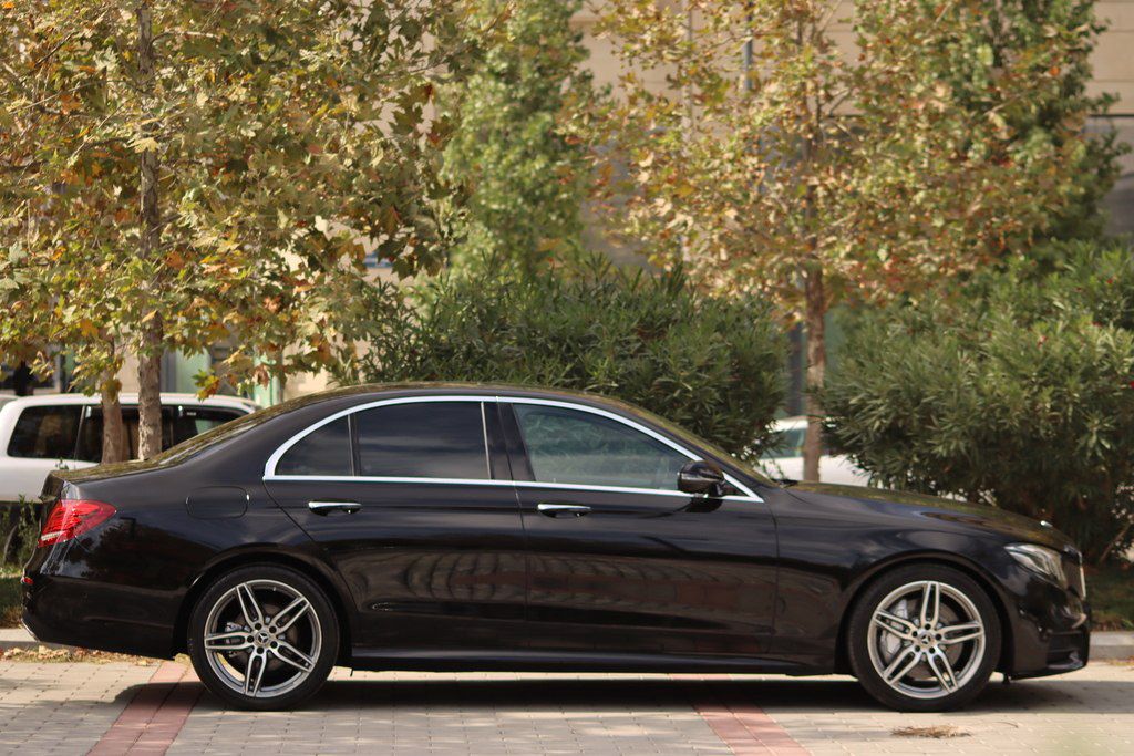 Mercedes E 300, 2.0 L, 2018 il, 176 600 km 88-DZ-302 — Avtomobillər, Bakı (8)