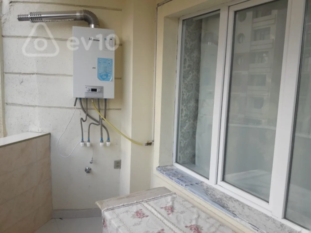 2 otaqlı mənzil, 70 m², Ənvər Hüseynov küçəsi — kirayə — Mənzil, Bakı (11)