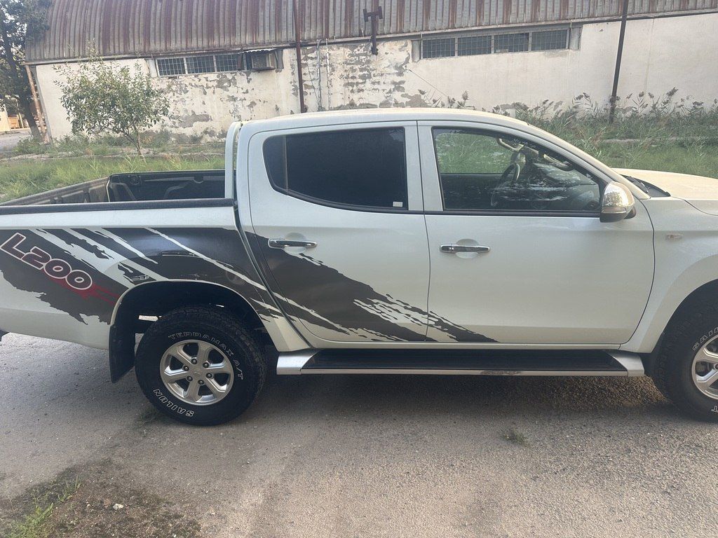 Mitsubishi L200, 2.4 L, 2020 il, 155 000 km — Avtomobillər, Bakı (7)