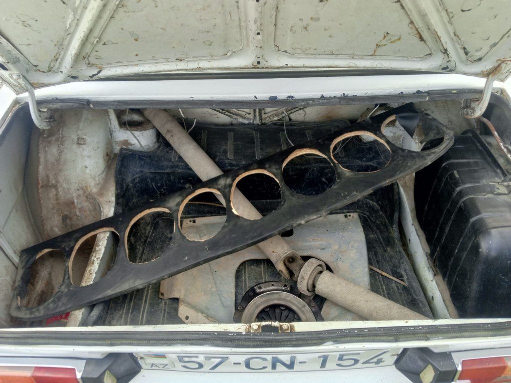 Lada (VAZ) 2106, 1.3 L, 1981 il, 90 000 km 57-CN-154 — Avtomobillər, Şəmkir (7)