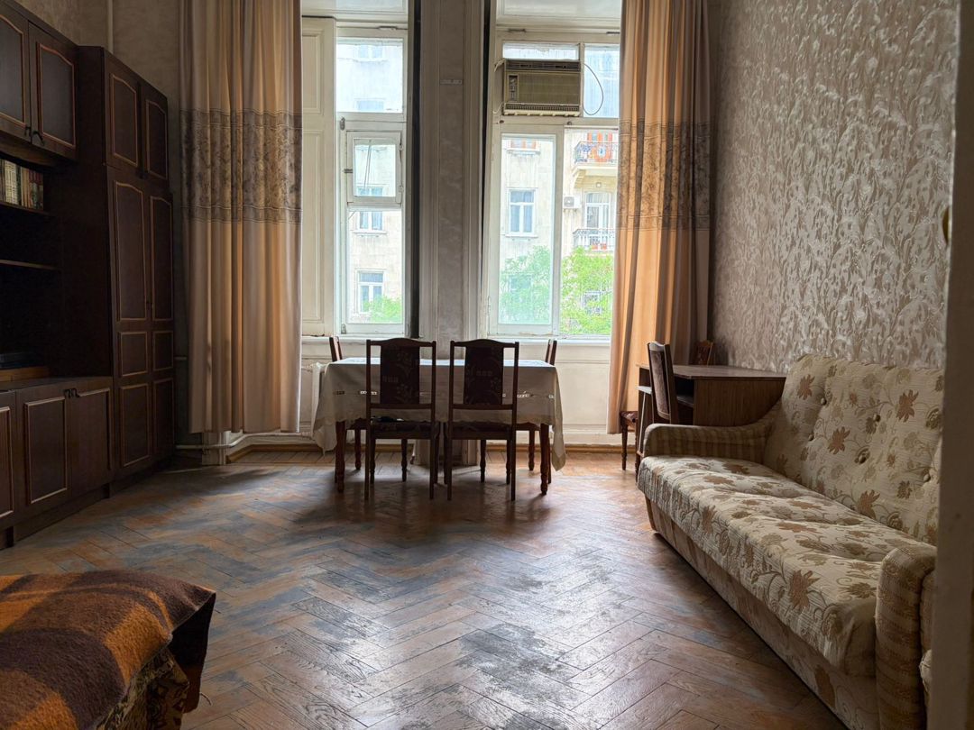 Satılır 1 otaqlı köhnə tikili 40 m² — Mənzil, Bakı (5)