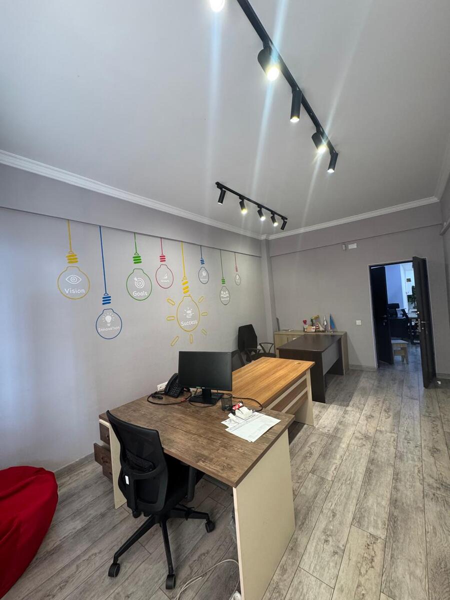 İcarəyə verilir 8 otaqlı ofis 370 m² — Ofis, Bakı (10)