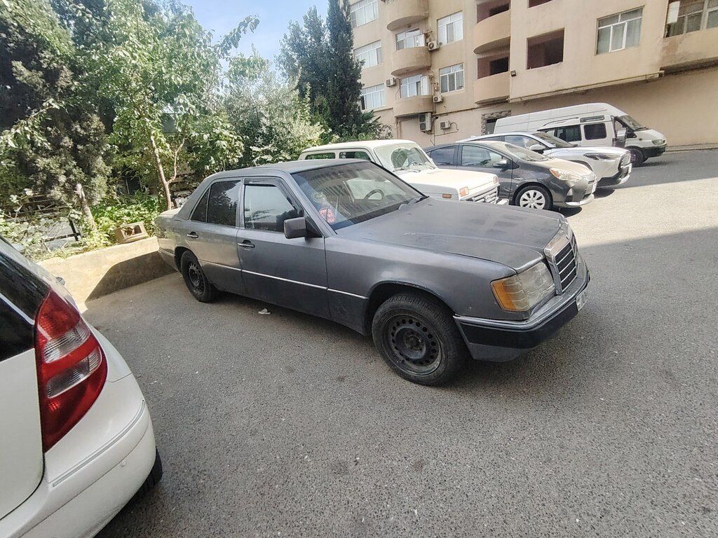 Mercedes 250 D, 2.5 L, 1988 il, 535 342 km 10-ET-742 — Avtomobillər, Bakı (2)