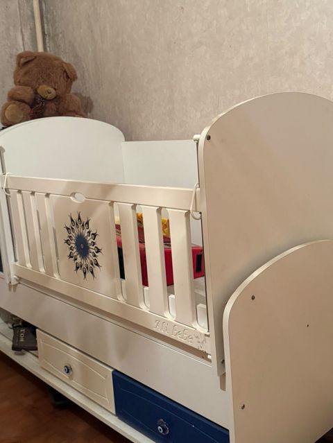 Beşik 60 azn satılır ünvan nizami kod 9931 — Qobu