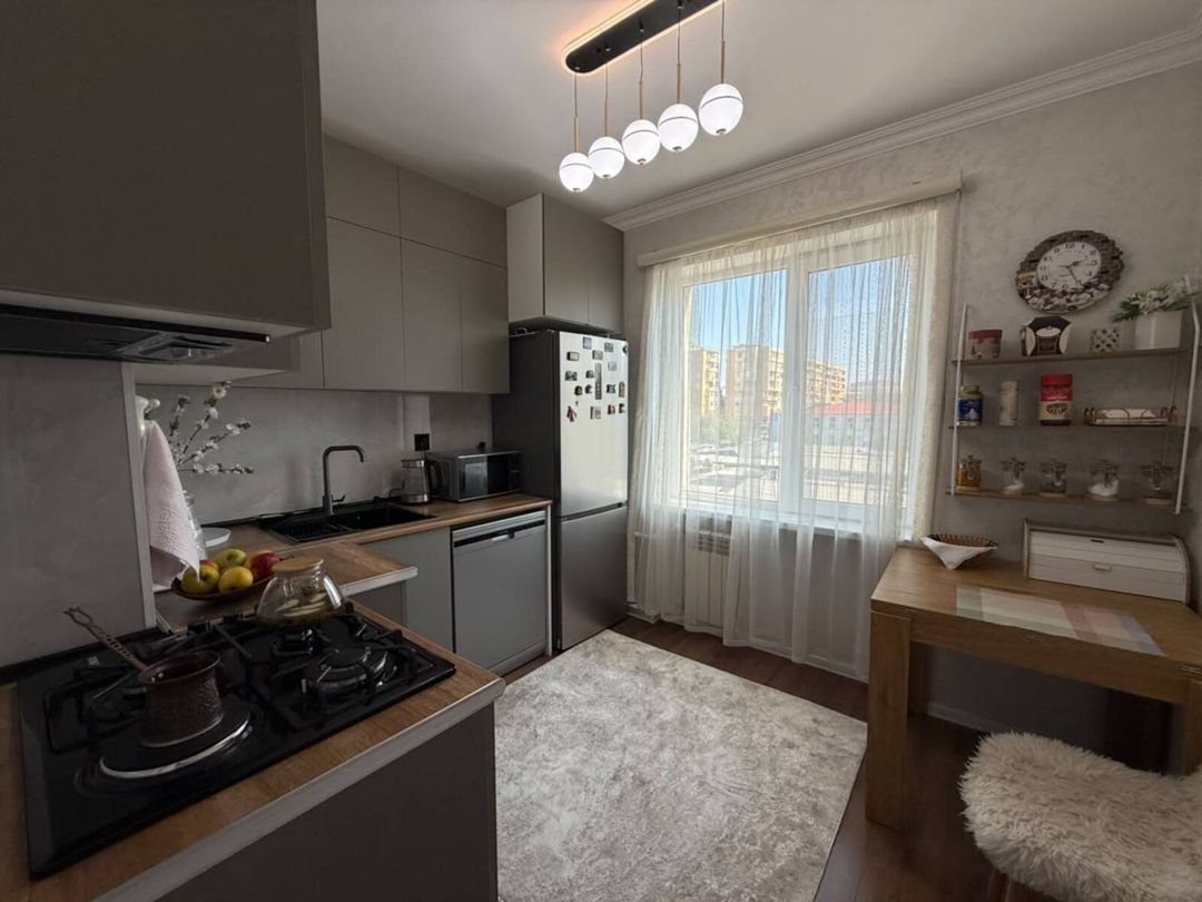 Satılır 2 otaqlı köhnə tikili 60 m² — Mənzil, Bakı (9)