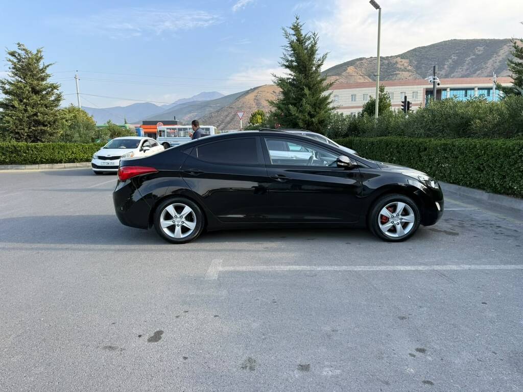 Hyundai Elantra, 1.8 L, 2011 il, 195 000 km 99-NM-404 — Avtomobillər, Şəki (5)