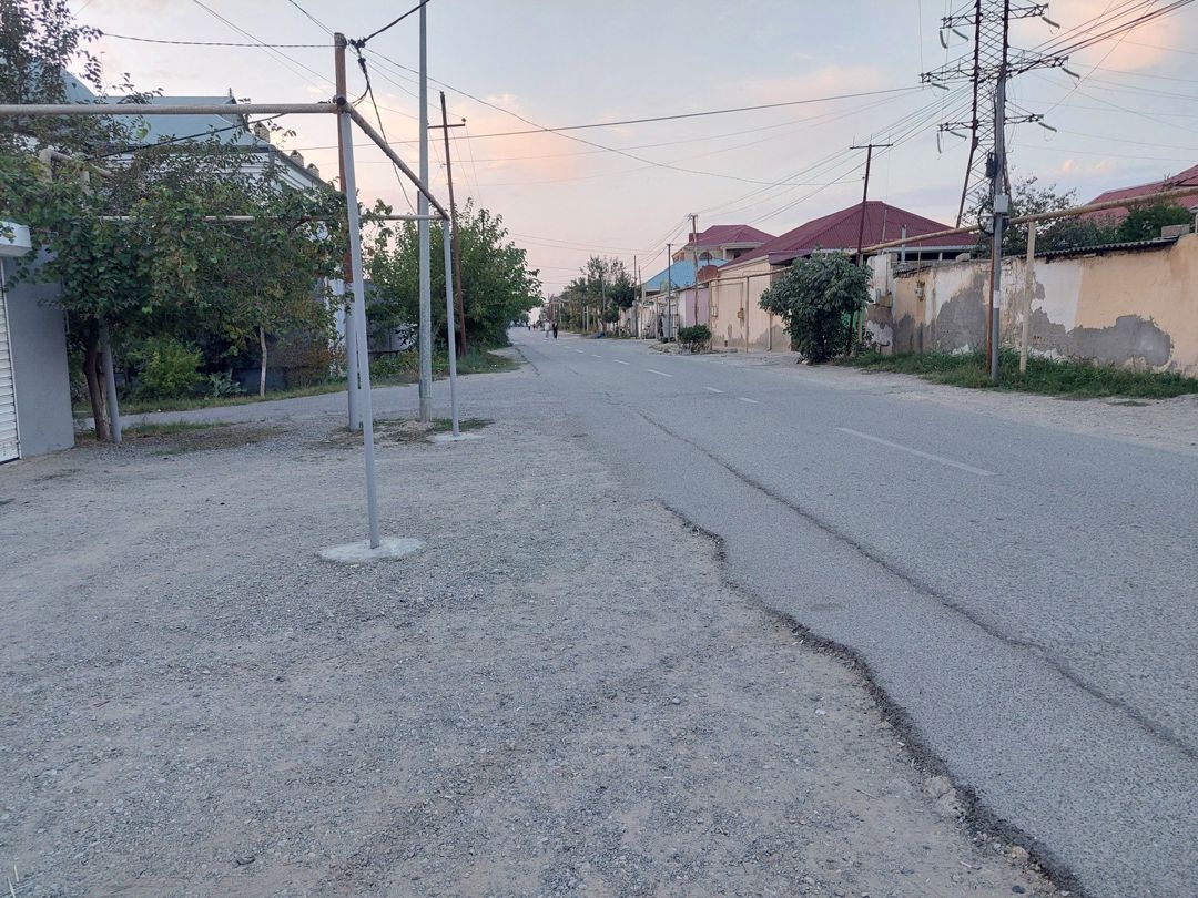 Satılır 7 otaqlı həyət evi/bağ evi 180 m² — Ev, villa, Bakı (2)