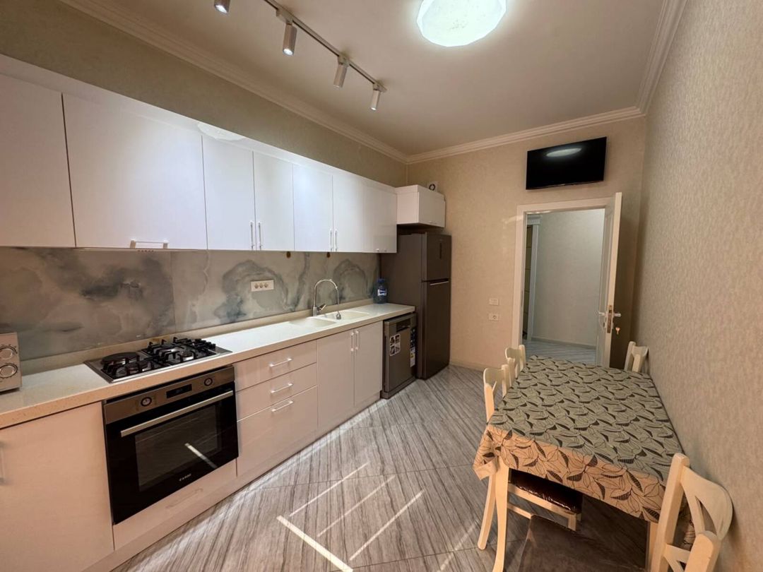 İcarəyə verilir 3 otaqlı yeni tikili 110 m² — Mənzil, Bakı (7)
