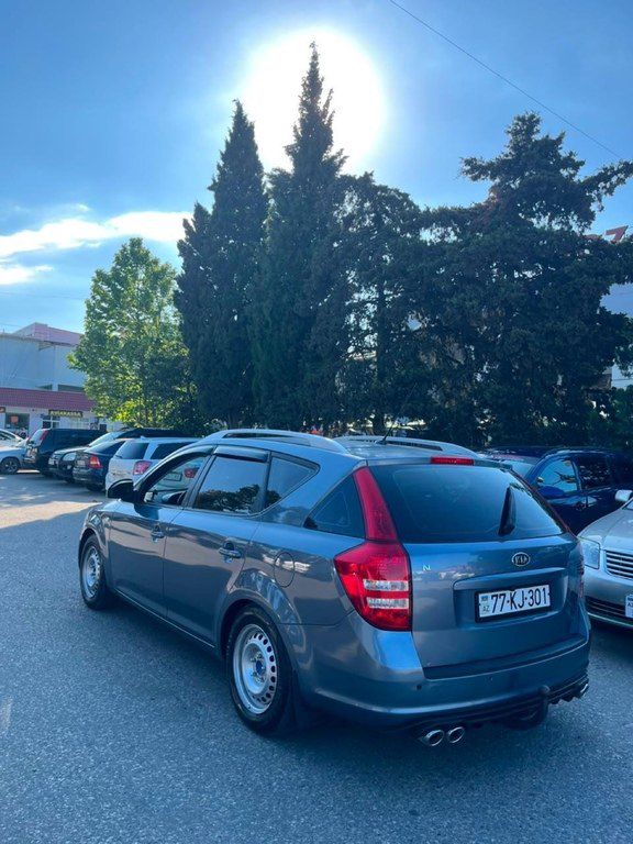 Kia Ceed SW, 2.0 L, 2007 il, 270 000 km 77-KJ-301 — Avtomobillər, Bakı (2)