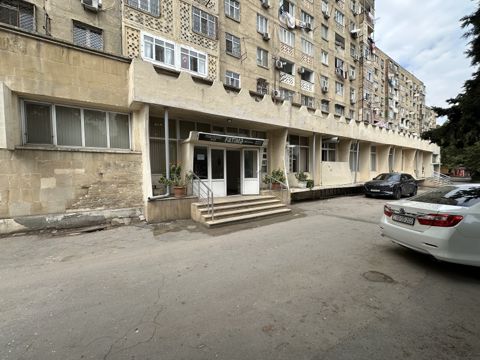 Satılır obyekt 663 m² — Bakı