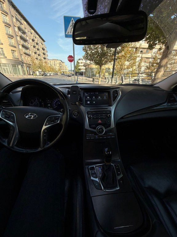 Hyundai Grandeur, 2.2 L, 2016 il, 239 000 km — Avtomobillər, Bakı (4)