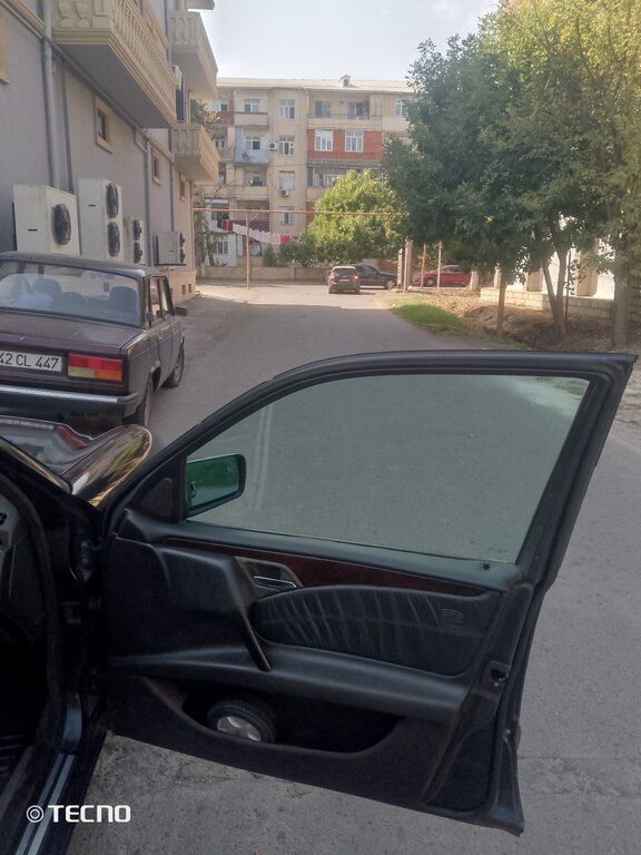 Mercedes E 230, 2.3 L, 1995 il, 523 000 km 42-CB-360 — Avtomobillər, Lənkəran (8)