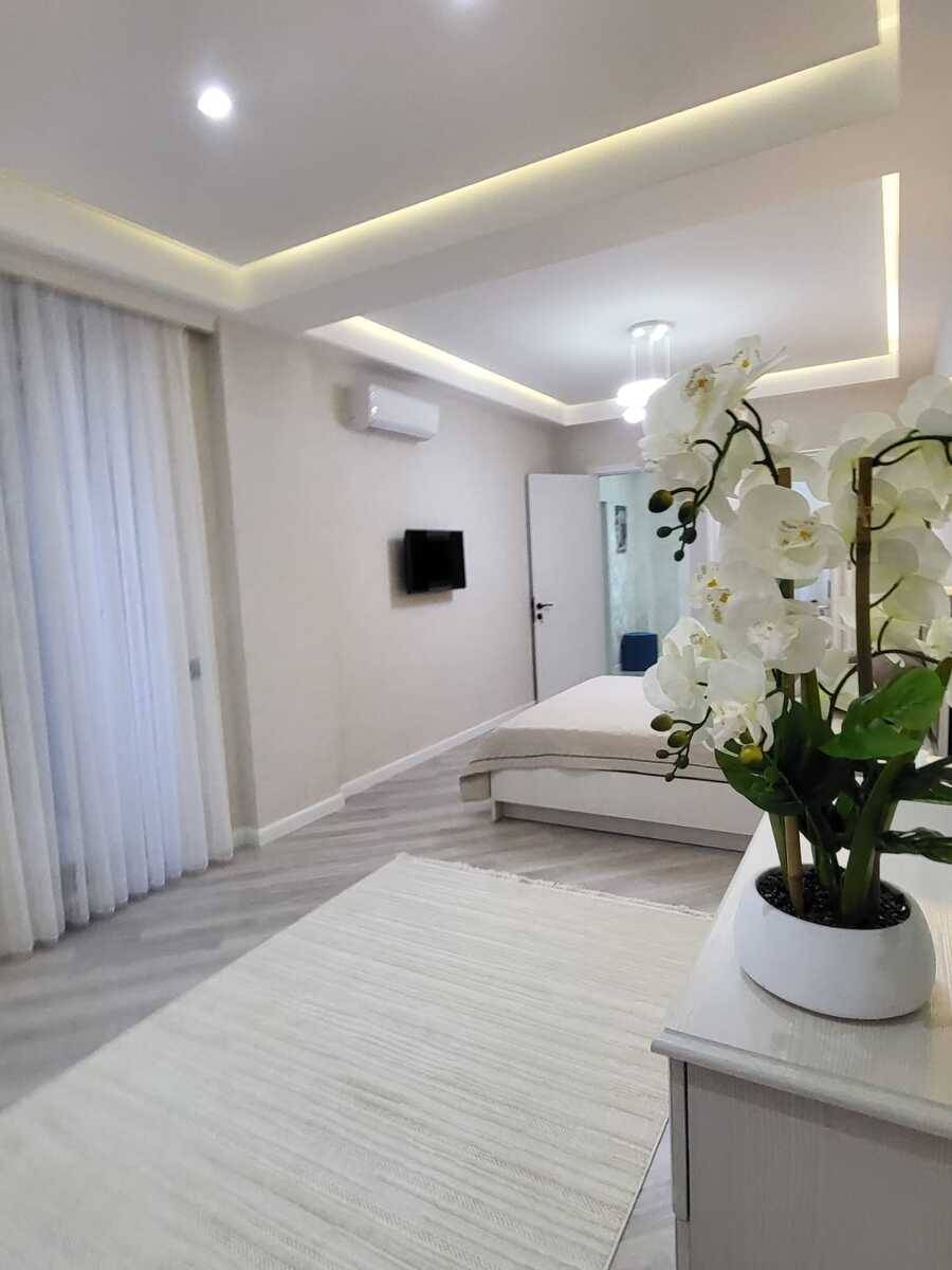 İcarəyə verilir 2 otaqlı yeni tikili 87 m² — Mənzil, Bakı (10)