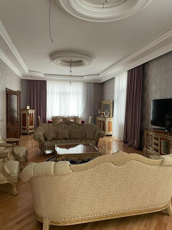 Satılır 6 otaqlı həyət evi/bağ evi 1350 m² — Ev, villa, Bakı (7)