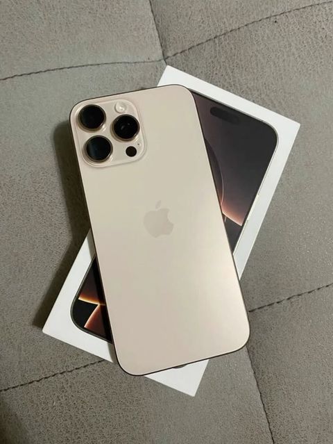 Iphone 16 PRO MAX 256 GB Mağazada təzəsinə artıq pul xərcləməyə heç — İmişli