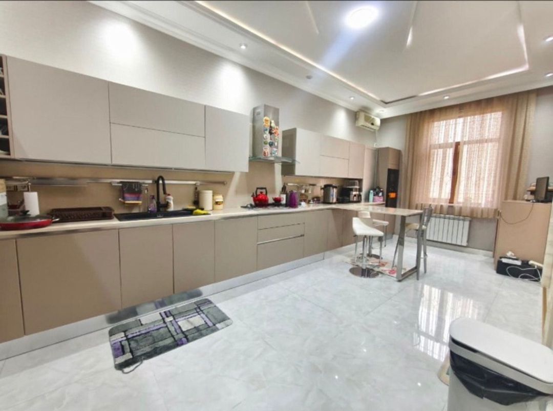 Satılır 10 otaqlı həyət evi/bağ evi 500 m² — Ev, villa, Bakı (12)