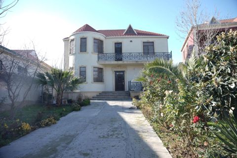 Satılır 7 otaqlı həyət evi/bağ evi 311 m² — Bakı