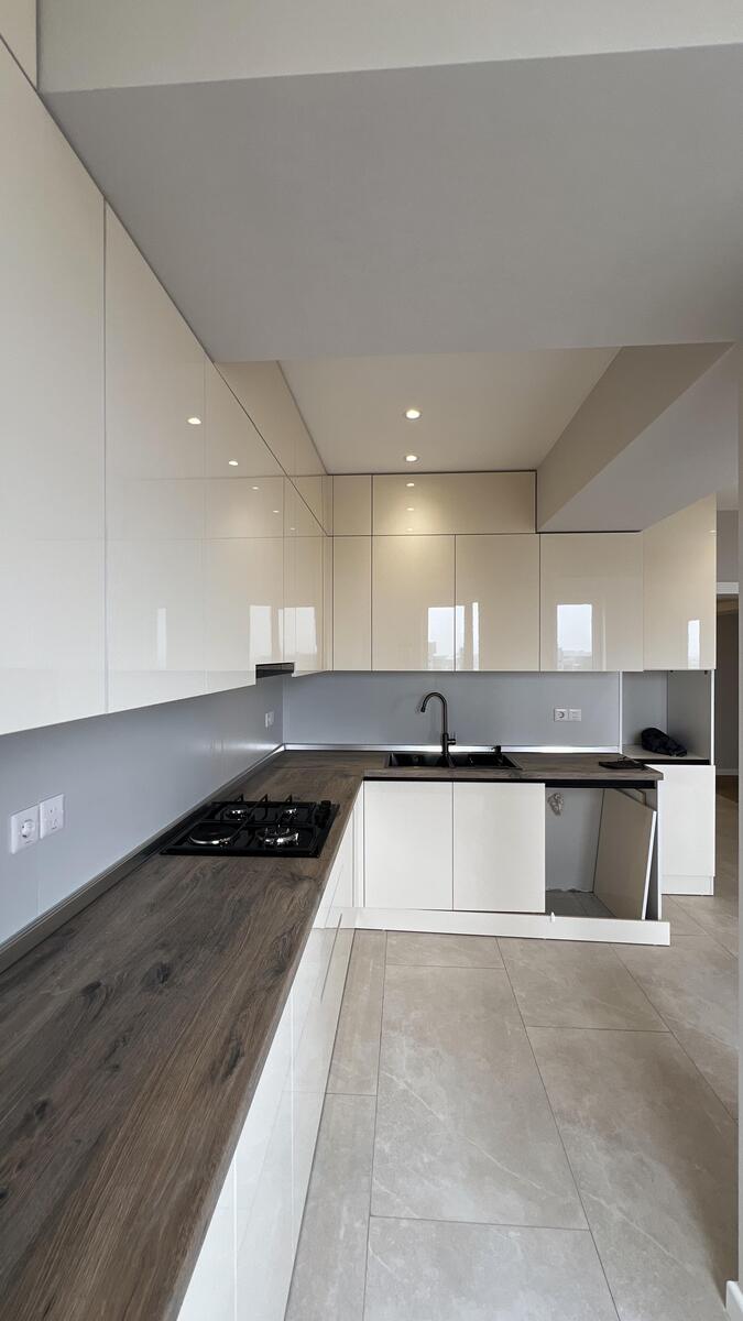 Satılır 3 otaqlı köhnə tikili 107 m² — Mənzil, Bakı (10)