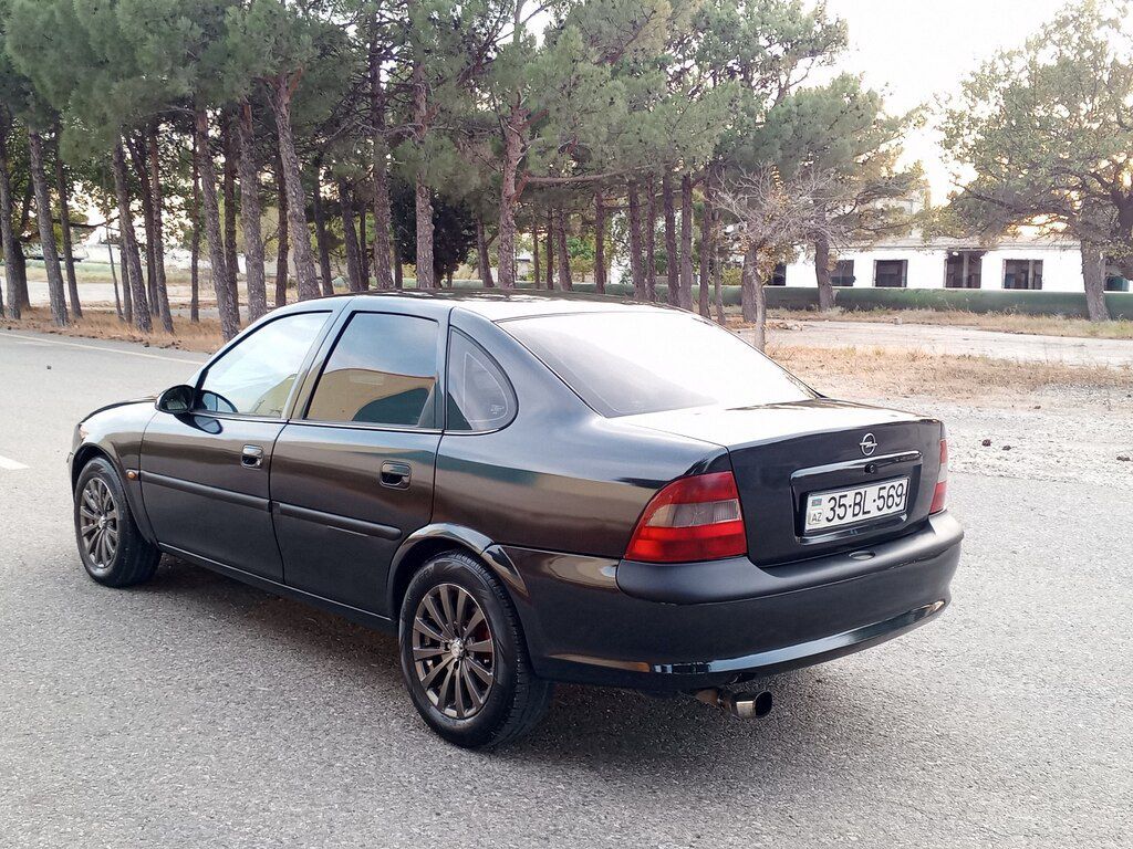 Opel Vectra, 1.6 L, 1997 il, 317 296 km 35-BL-569 — Avtomobillər, Sumqayıt (6)