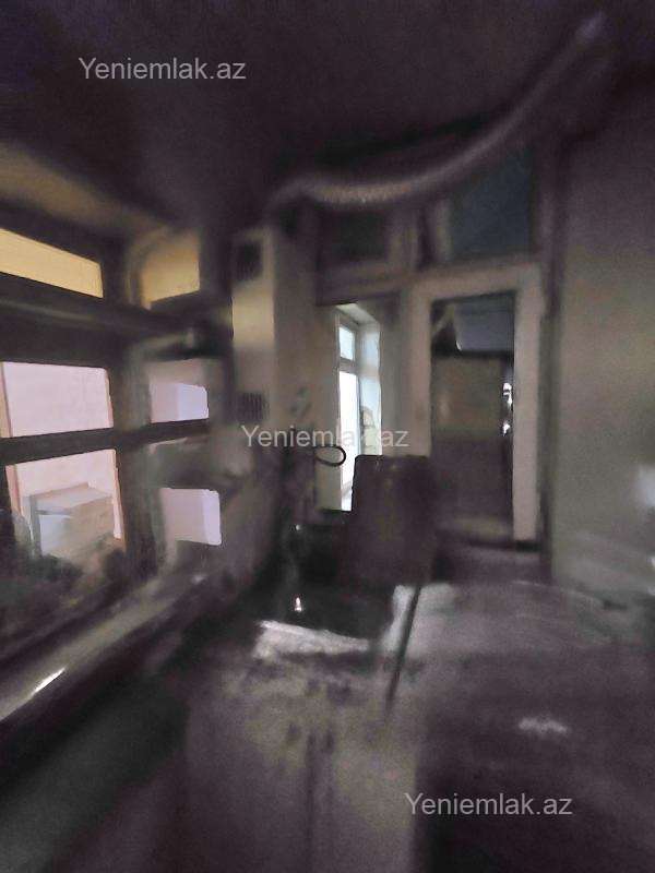 Satılır 2 otaqlı Bina evi menzil (Köhnə tikili), 46 m², 4-cü mikrorayon — Mənzil, Sumqayıt (12)