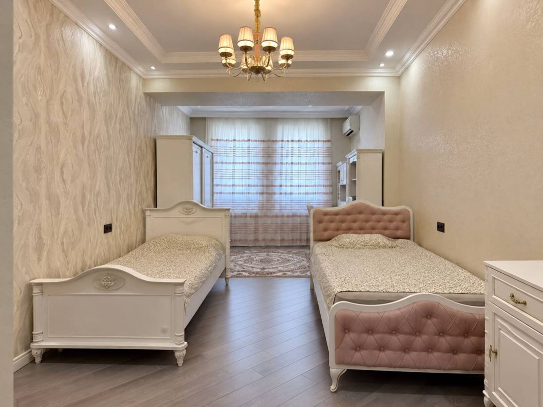 Satılır 4 otaqlı yeni tikili 185 m² — Mənzil, Bakı (10)