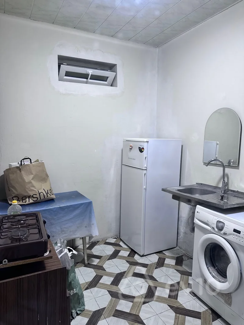 1 otaqlı həyət evi, 26 m², Insaatcilar metrosu — kirayə — Ev, villa, Bakı (5)