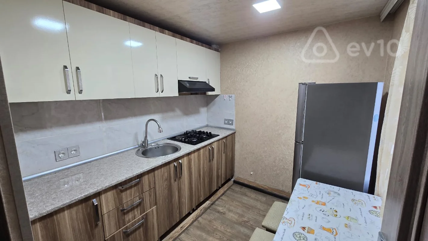 3 otaqlı mənzil, 70 m², Aşıq Molla Cümə — kirayə — Mənzil, Bakı (8)
