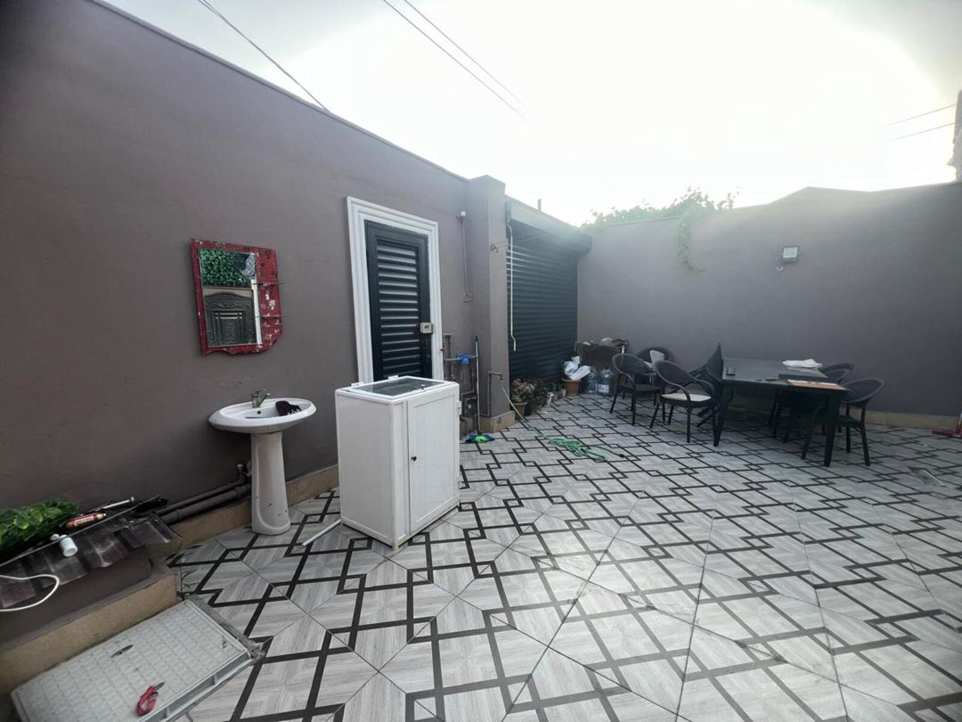 Satılır 5 otaqlı həyət evi/bağ evi 140 m² — Ev, villa, Bakı (2)