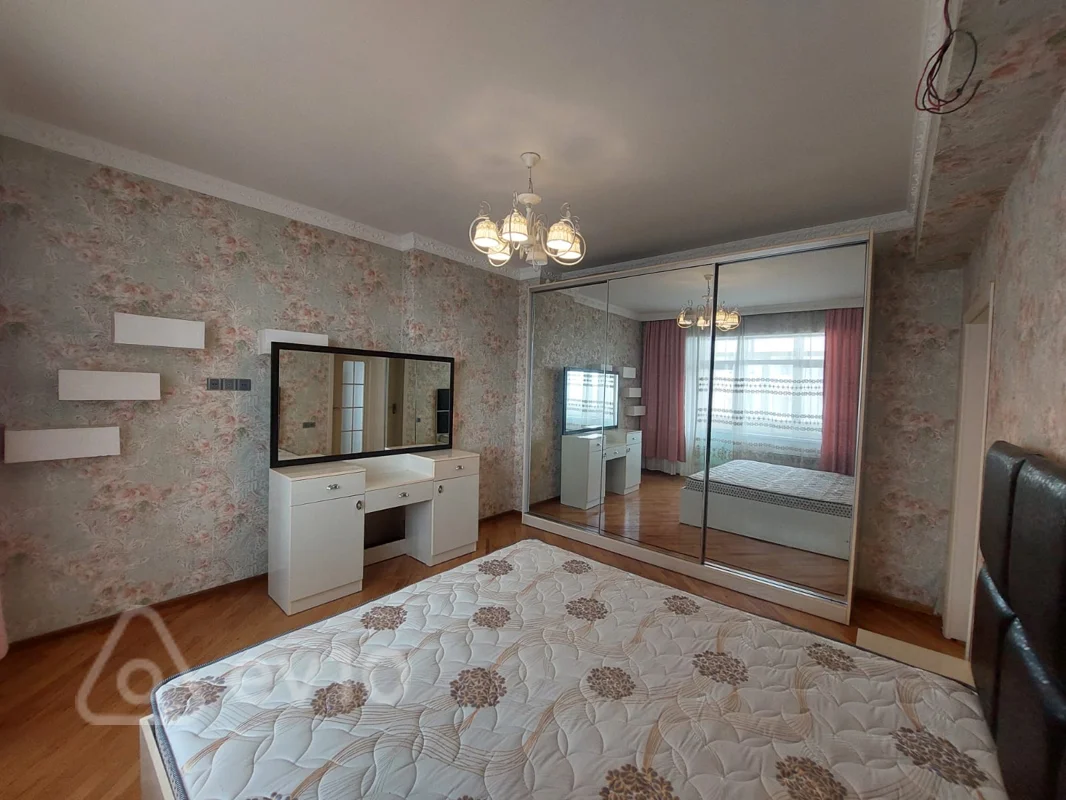 3 otaqlı mənzil, 100 m², Həsən Bəy Zərdabi Prospekti — kirayə — Mənzil, Bakı (8)