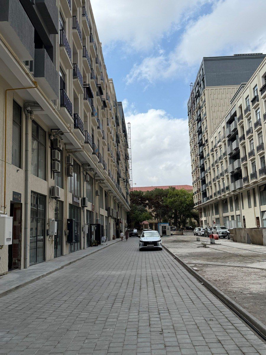 Satılır 4 otaqlı yeni tikili 224 m² — Mənzil, Bakı (2)