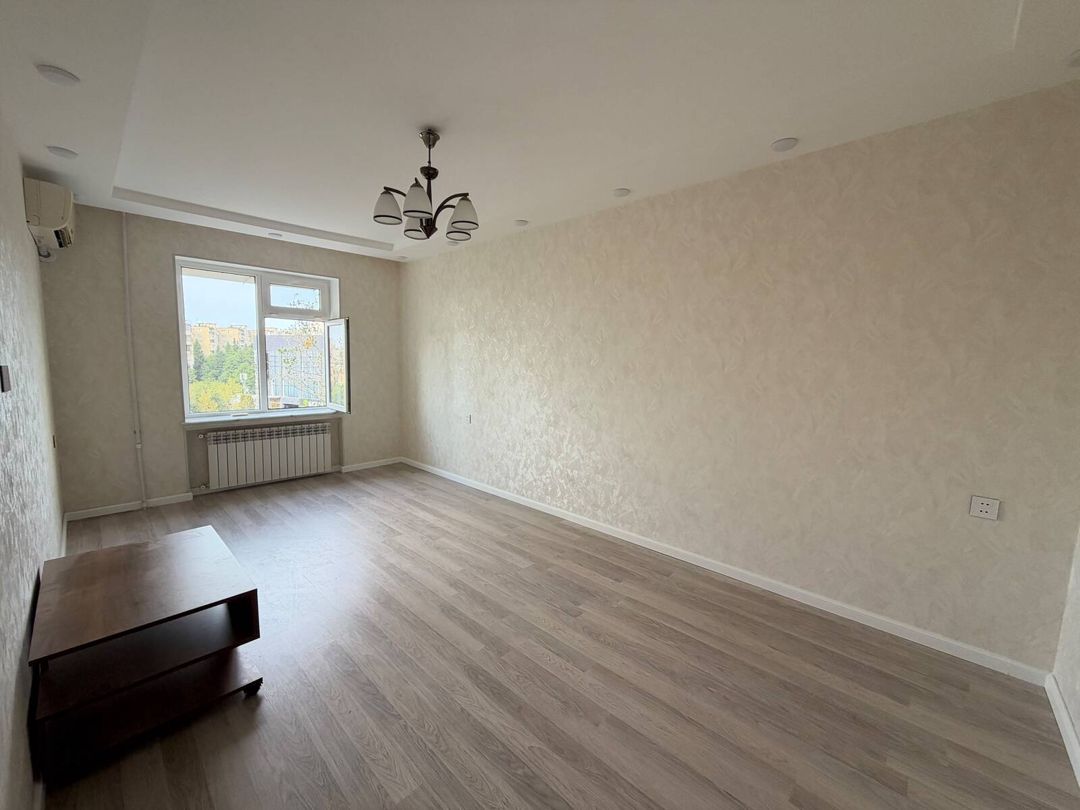 Satılır 2 otaqlı köhnə tikili 60 m² — Mənzil, Bakı (2)