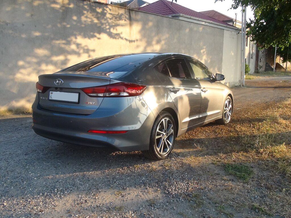 Hyundai Avante, 1.6 L, 2015 il, 217 000 km — Avtomobillər, Bakı (3)