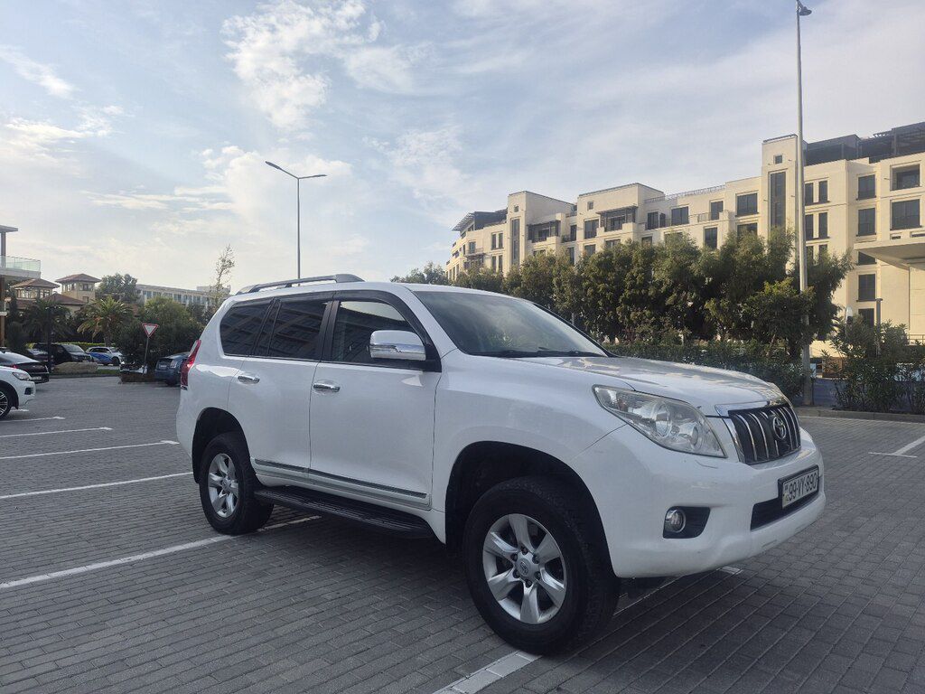 Toyota Land Cruiser Prado, 2.7 L, 2010 il, 239 000 km 99-VY-890 — Avtomobillər, Bakı (3)