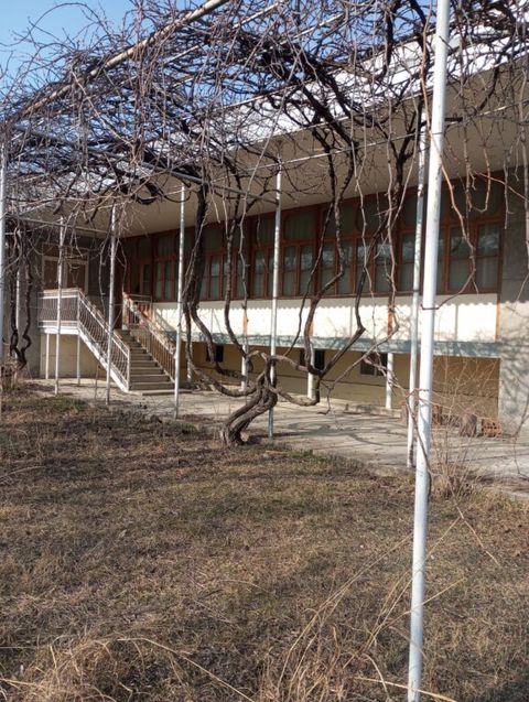 Həyət evi, Şəki ş — Şəki