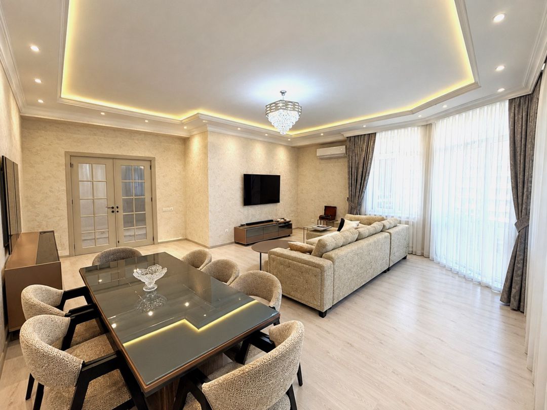 Satılır 3 otaqlı yeni tikili 150 m² — Mənzil, Bakı (4)