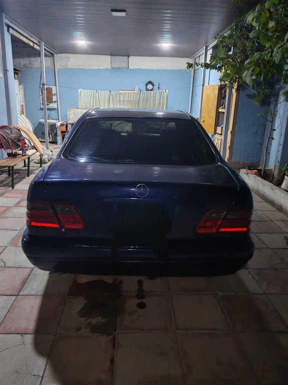 Mercedes E 280, 2.8 L, 1996 il, 518 000 km — Avtomobillər, Xırdalan (2)