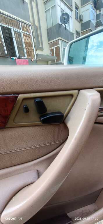 Mercedes C 230, 2.3 L, 1998 il, 300 000 km — Avtomobillər, Bakı (4)